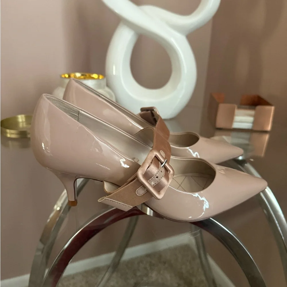 Zara Nude Patent Leather Kitten Heels with Buckle 38 - Picture 7 of 9